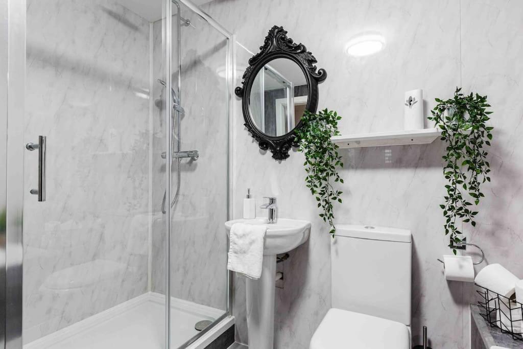 Vip City Centre Apartment With Secure Free Parking Liverpool Ngoại thất bức ảnh